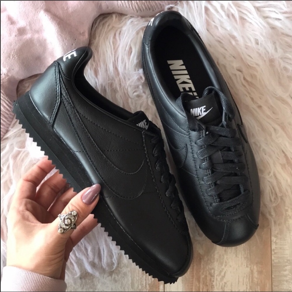 NWT Nike ID Cortez Custom Triple Black - Picture 8 of 8